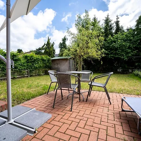 Fehaus Gruene Tuer * Rechlin